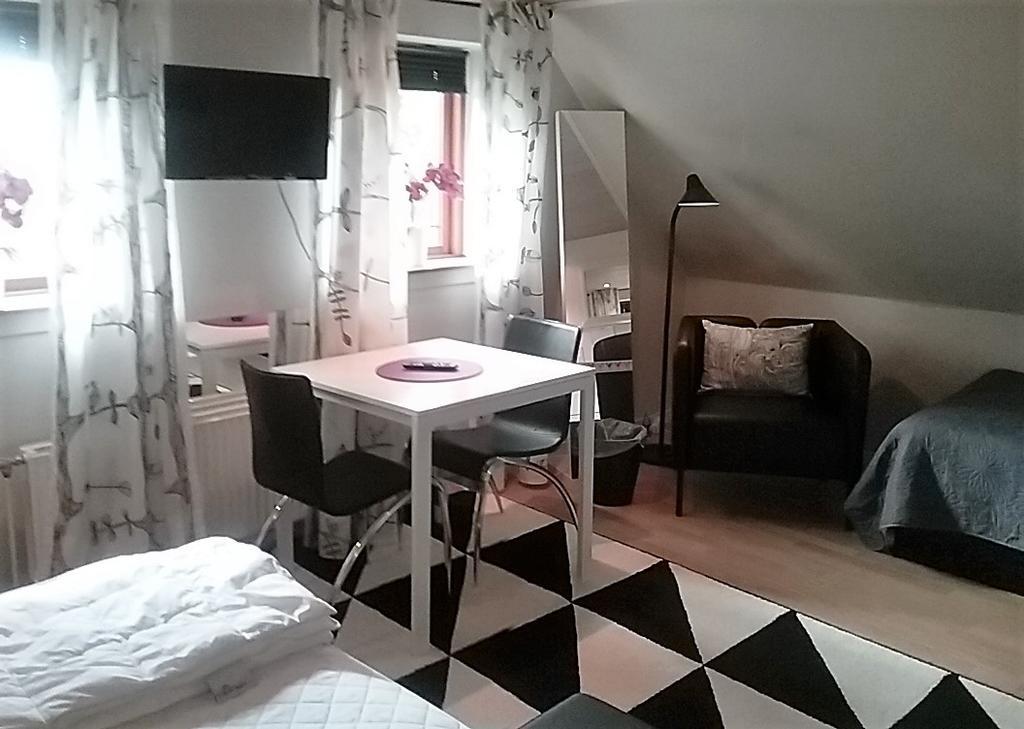 Svalegaarden Guesthouse Saerslev Екстер'єр фото